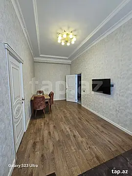 Kirayə verilir 2 otaqlı yeni tikili 54 m²