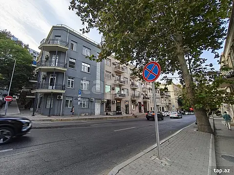 Satılır 4 otaqlı mənzil 183 m² — Bakı, İçərişəhər 4 otaq 183.00 m²