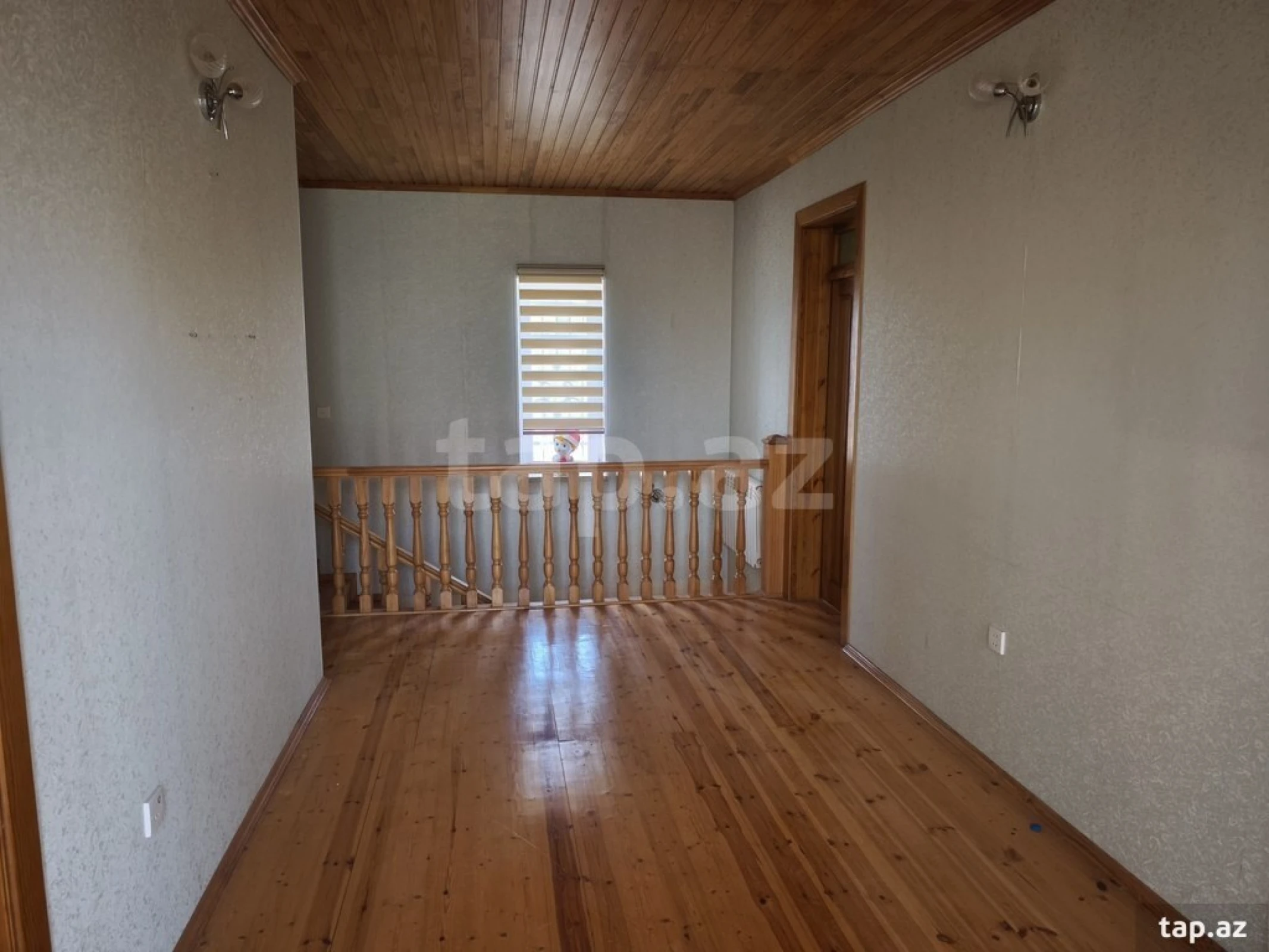 Satılır 5 otaqlı həyət evi