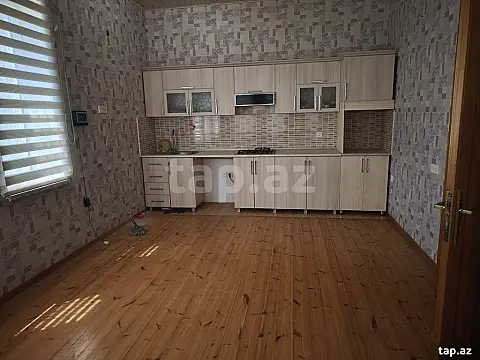 Satılır 5 otaqlı həyət evi