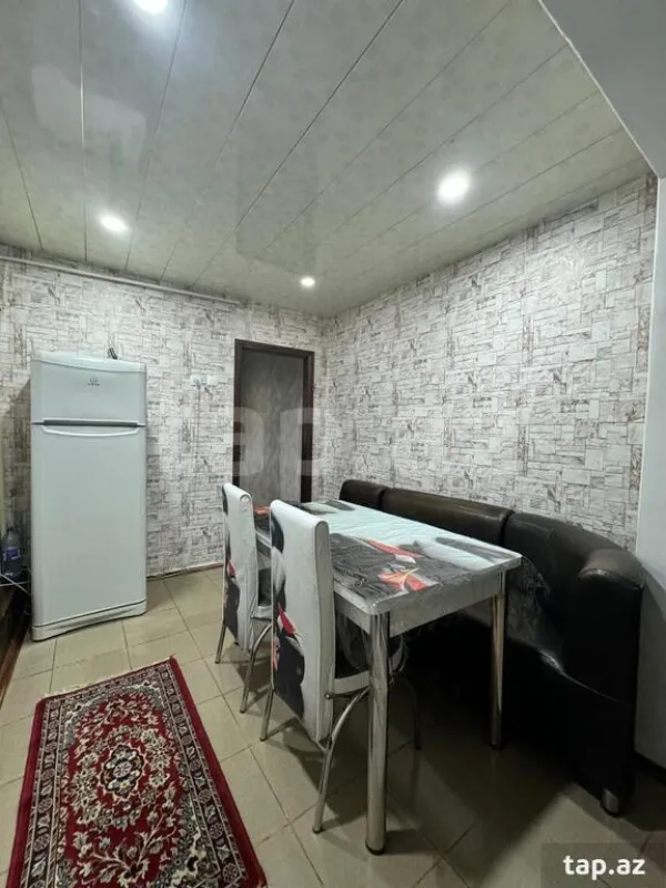 Kirayə verilir 1 otaqlı mənzil 40 m²