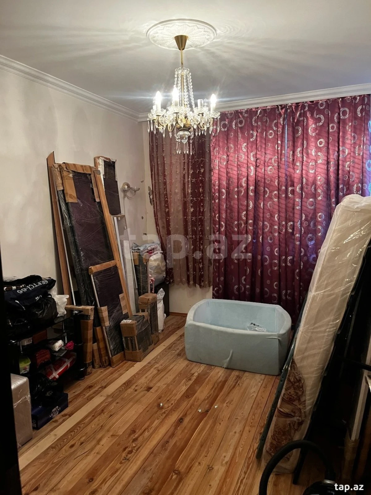 Satılır 5 otaqlı həyət evi