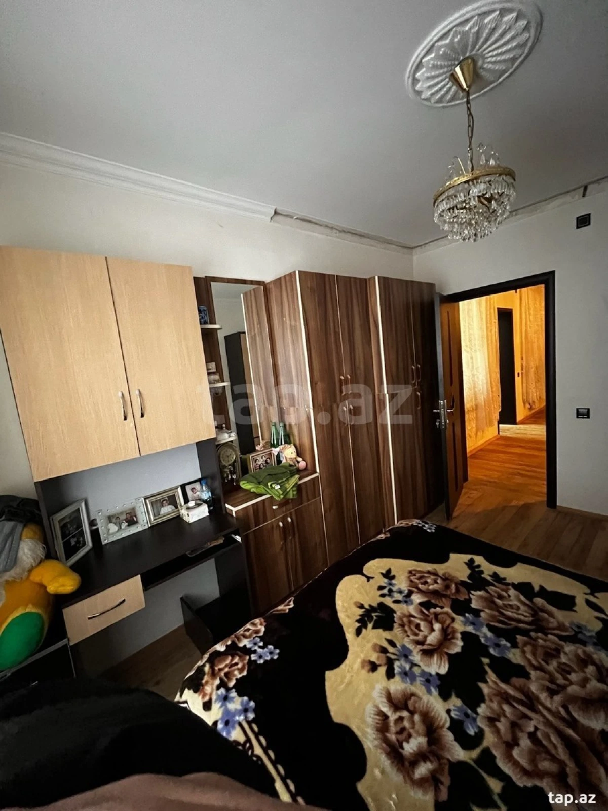 Satılır 5 otaqlı həyət evi