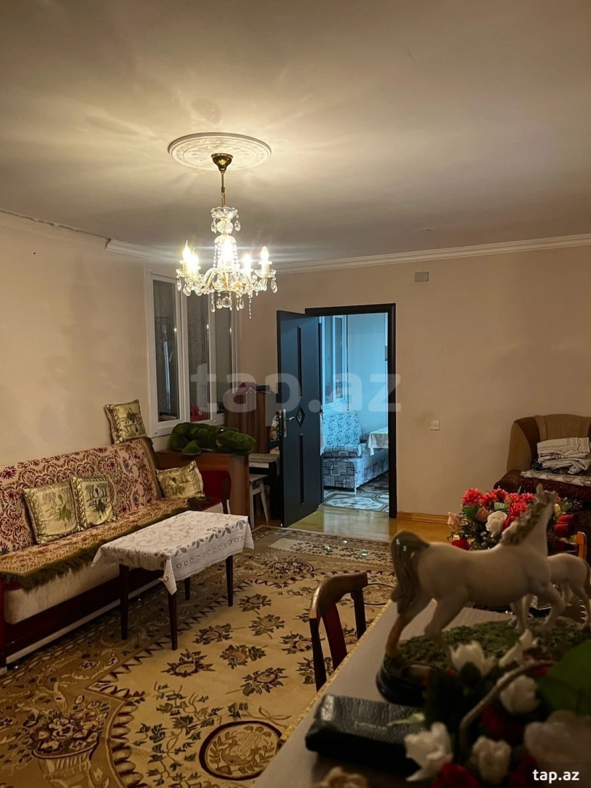 Satılır 5 otaqlı həyət evi