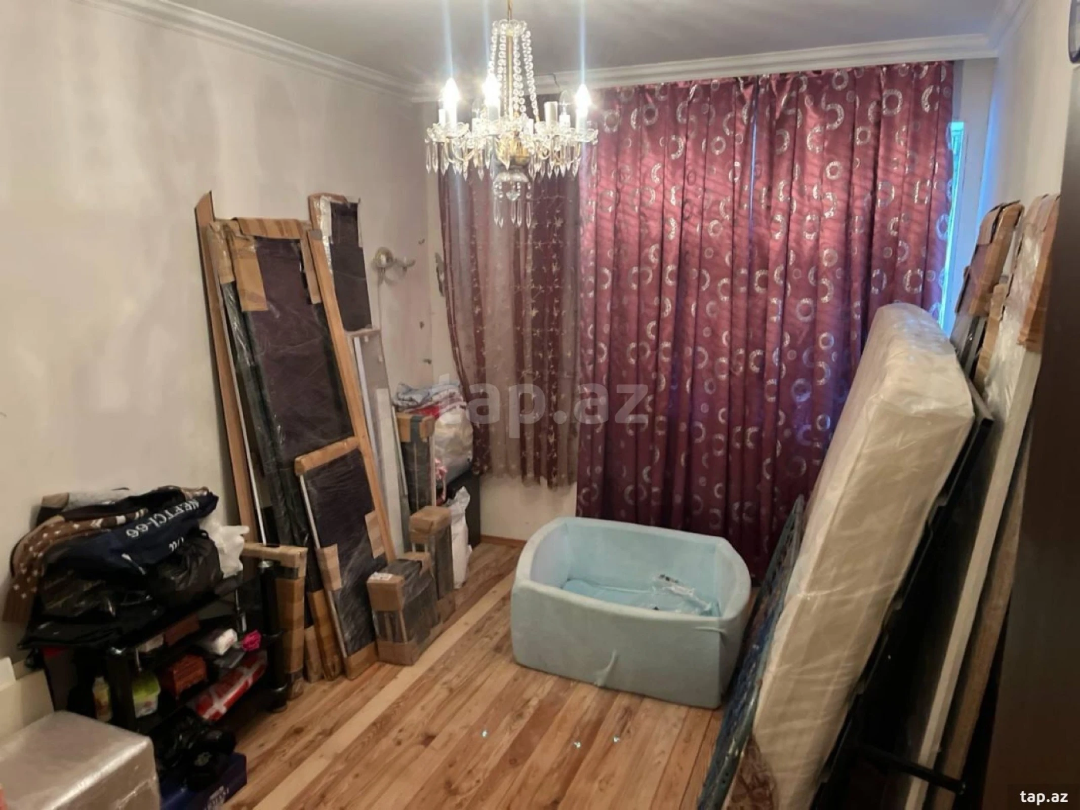 Satılır 5 otaqlı həyət evi