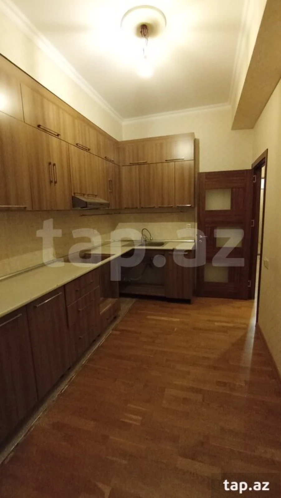 Satılır 3 otaqlı yeni tikili 74 m²