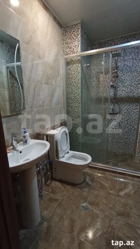 Satılır 3 otaqlı yeni tikili 74 m²