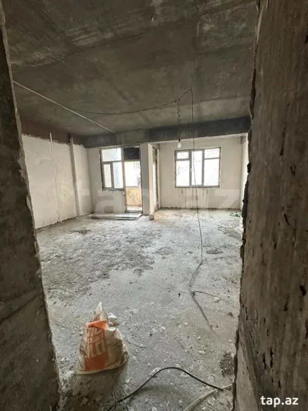 Satılır 3 otaqlı yeni tikili 145 m²