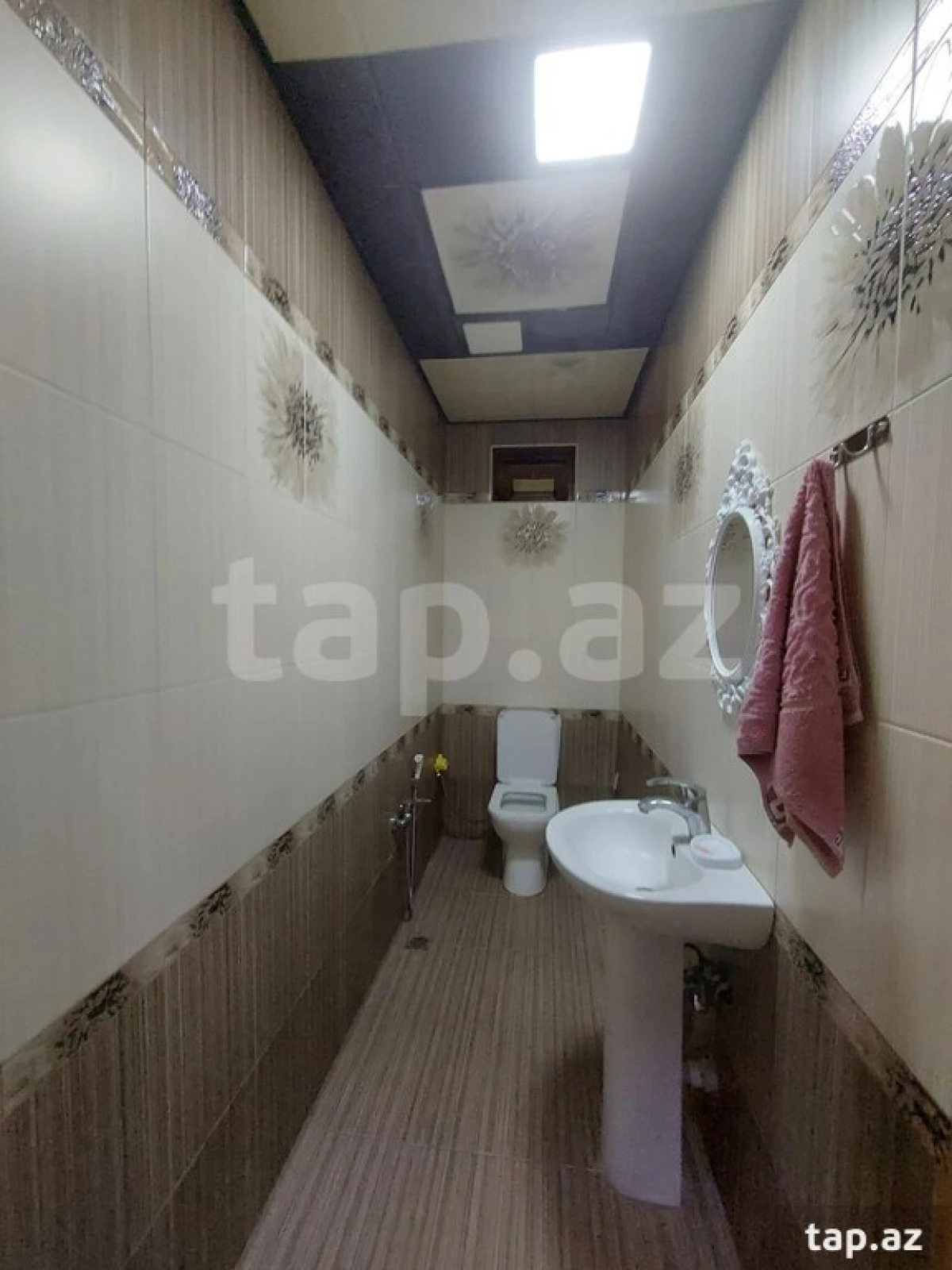 Satılır 6 otaqlı həyət evi