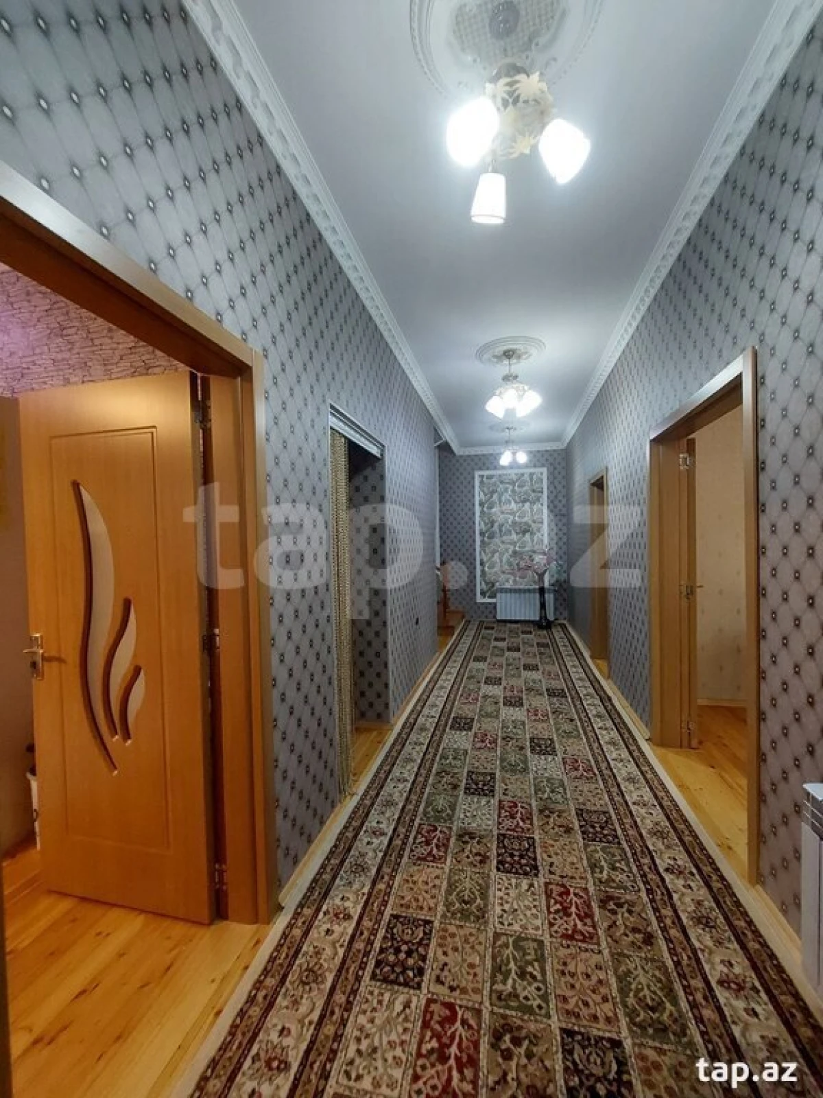 Satılır 6 otaqlı həyət evi