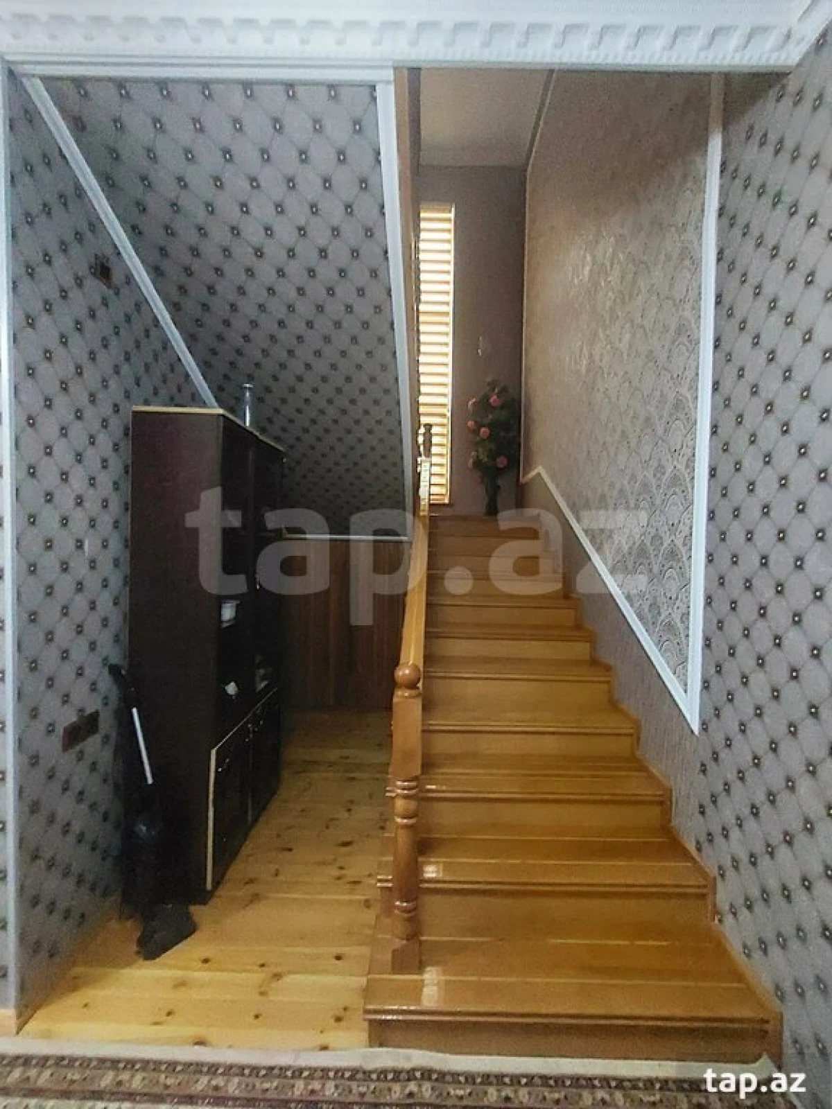 Satılır 6 otaqlı həyət evi