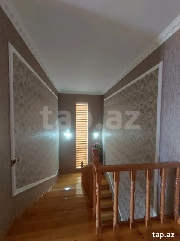 Satılır 6 otaqlı həyət evi