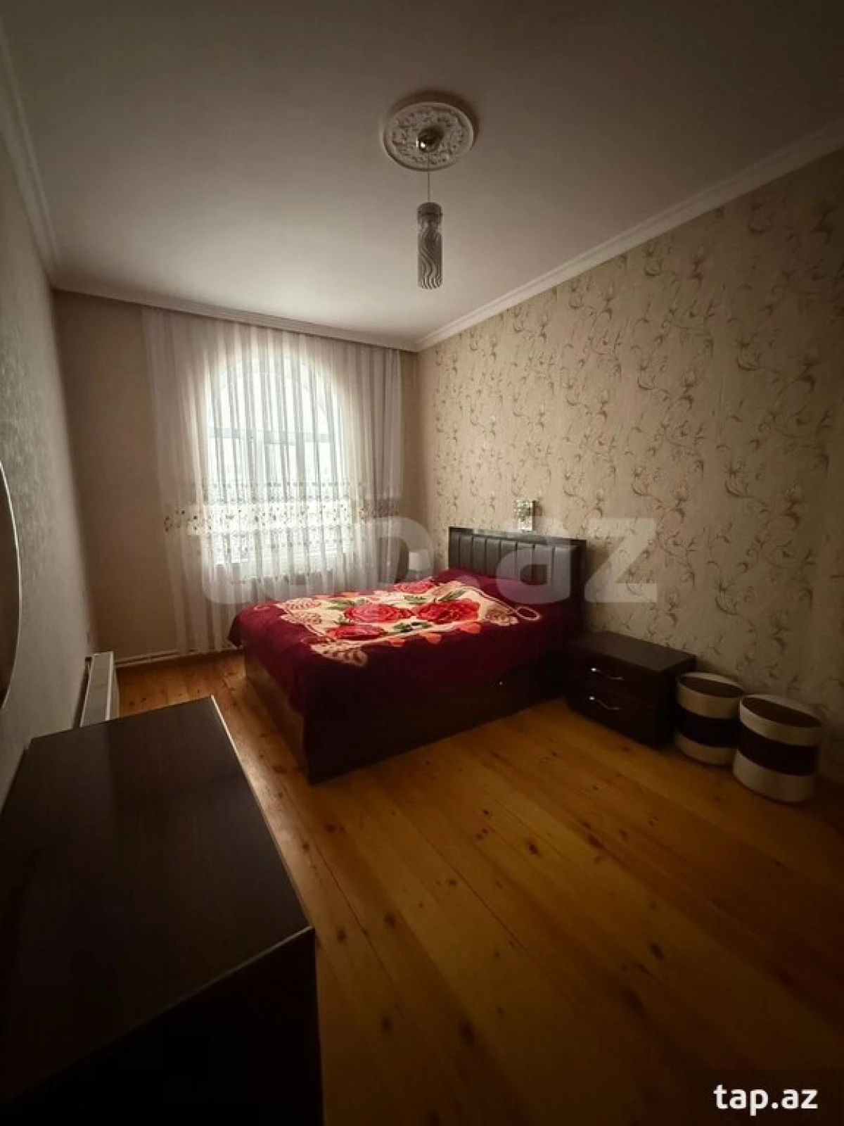 Satılır 5 otaqlı həyət evi