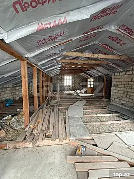 Satılır 5 otaqlı həyət evi