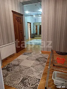 Kirayə verilir 3 otaqlı yeni tikili 178 m²