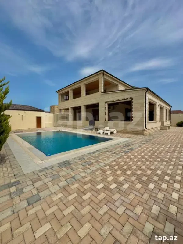 Satılır 6 otaqlı həyət evi 400 m²