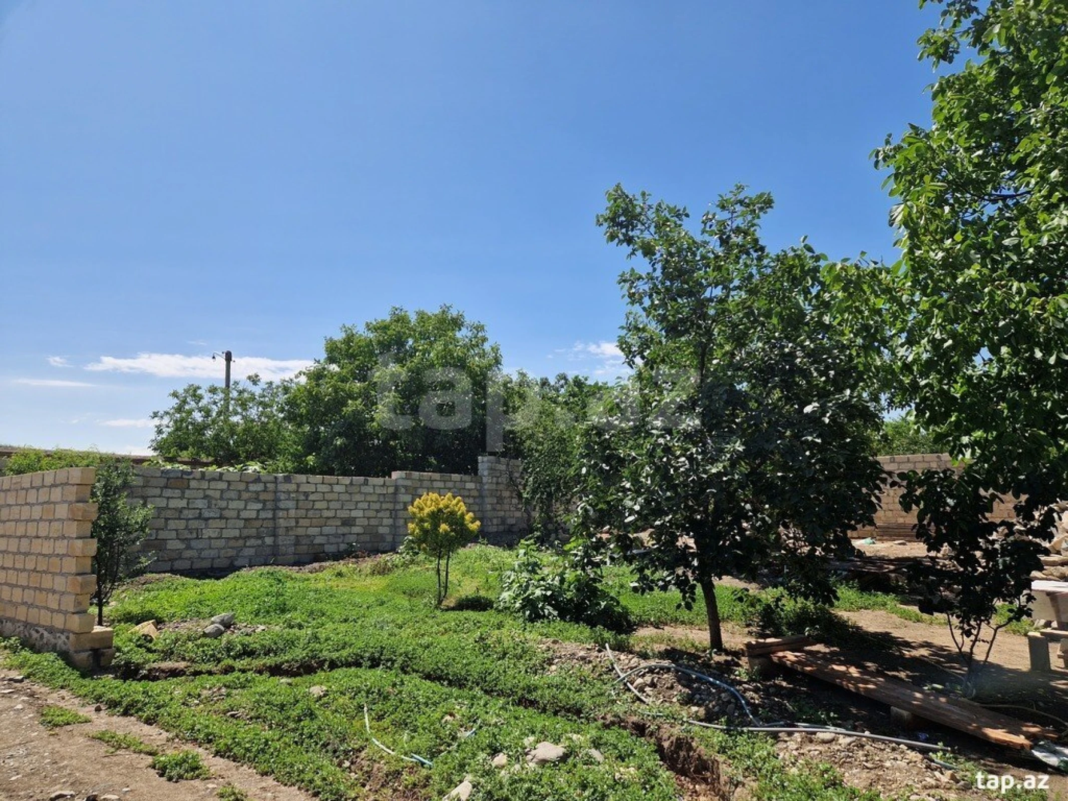 Satılır torpaq sahəsi