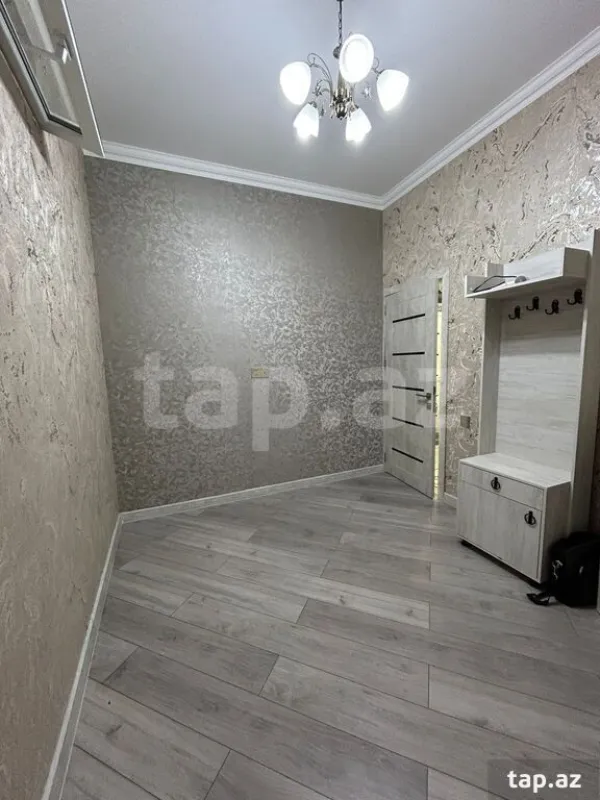 Satılır 2 otaqlı yeni tikili 70 m²