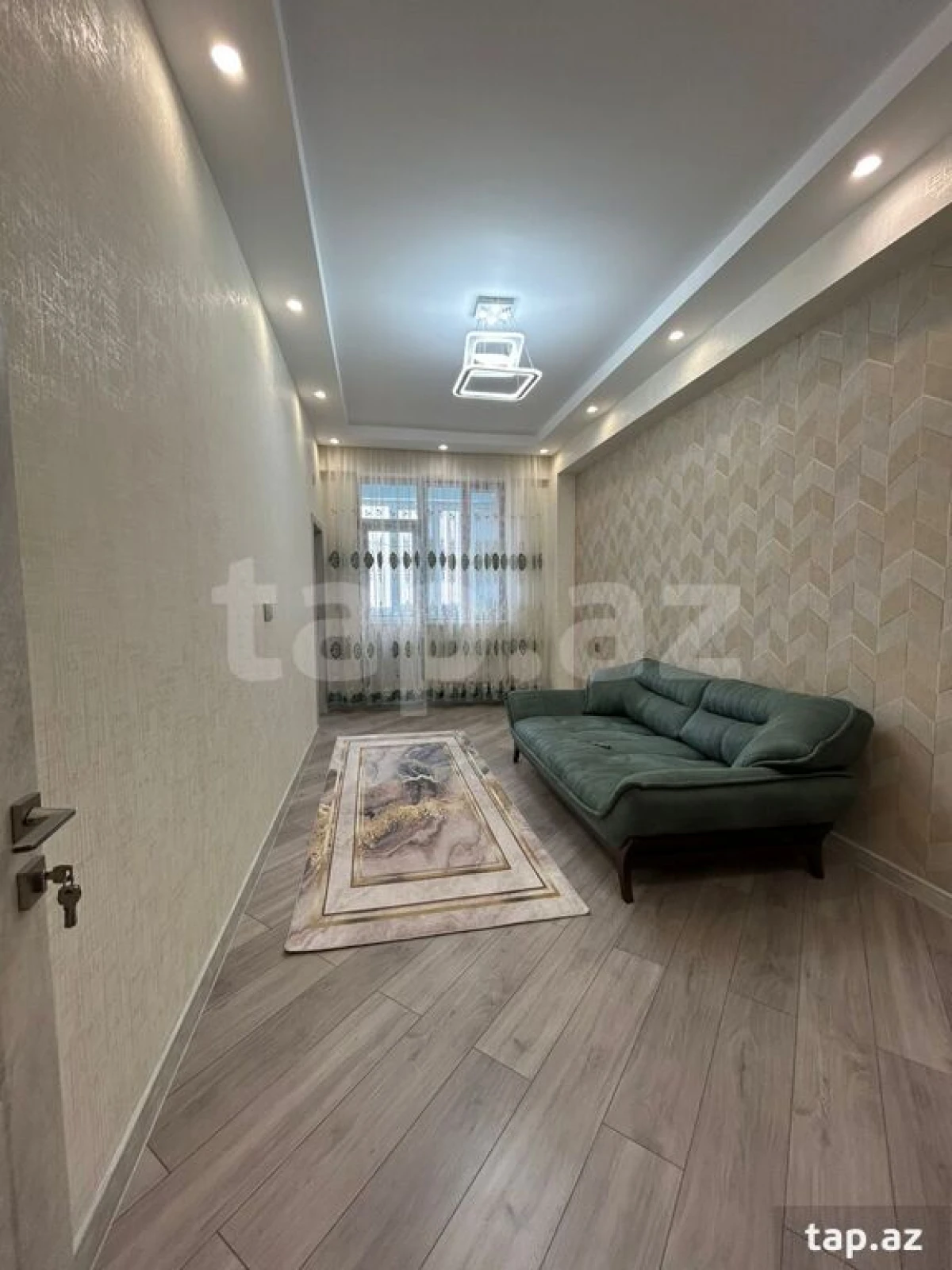 Satılır 2 otaqlı yeni tikili 70 m²
