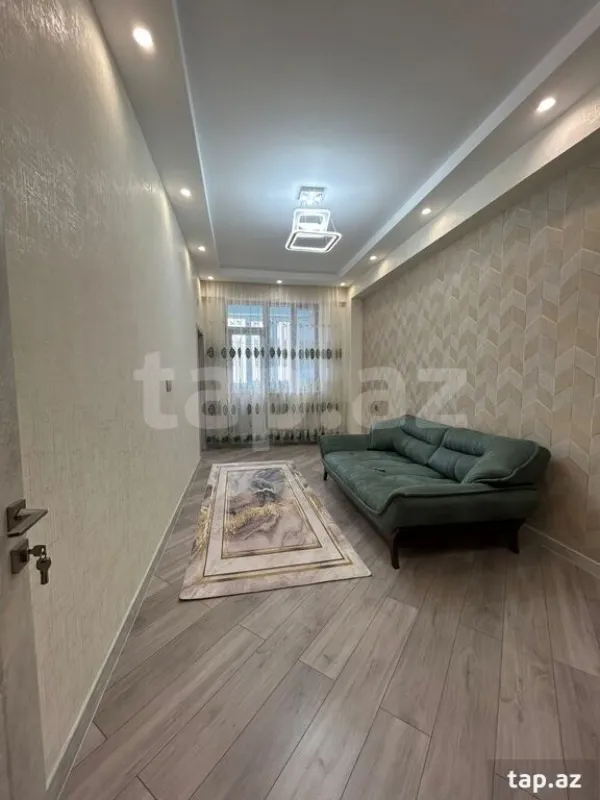Satılır 2 otaqlı yeni tikili 70 m²