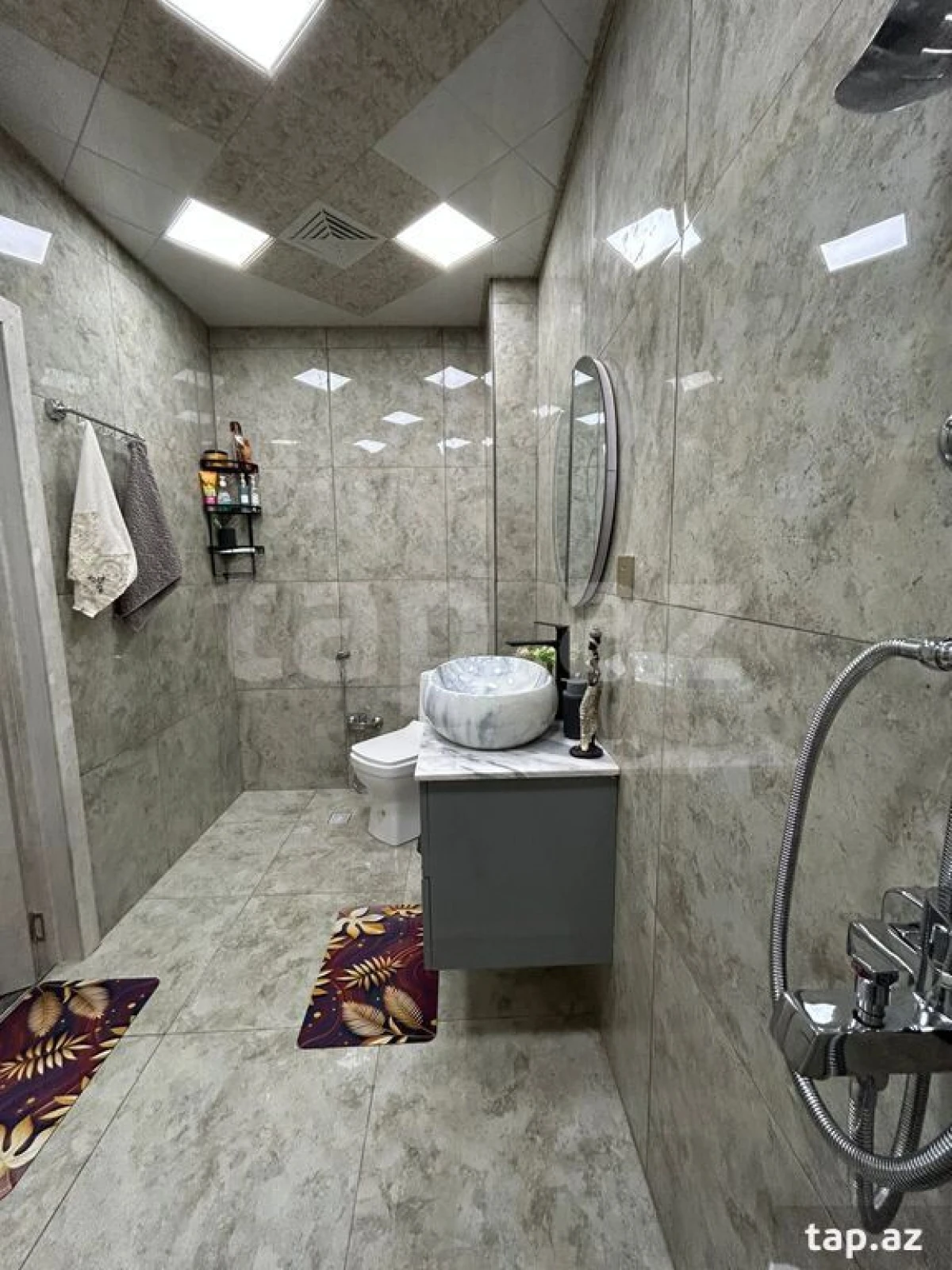 Satılır 2 otaqlı yeni tikili 70 m²