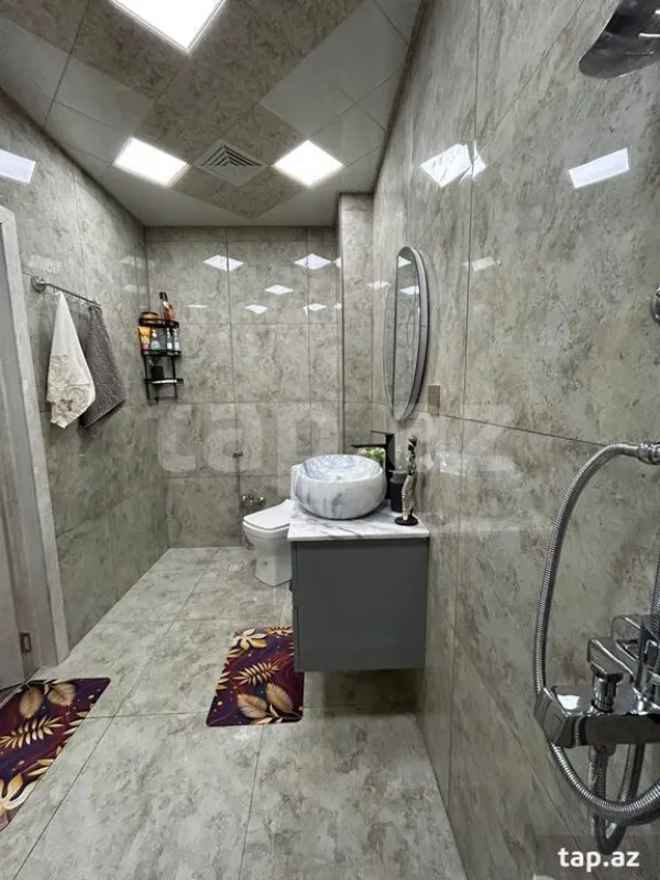 Satılır 2 otaqlı yeni tikili 70 m²