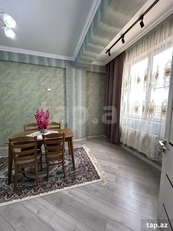 Satılır 2 otaqlı yeni tikili 70 m²