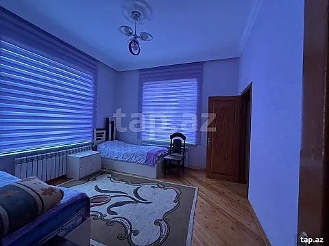 Satılır 5 otaqlı həyət evi