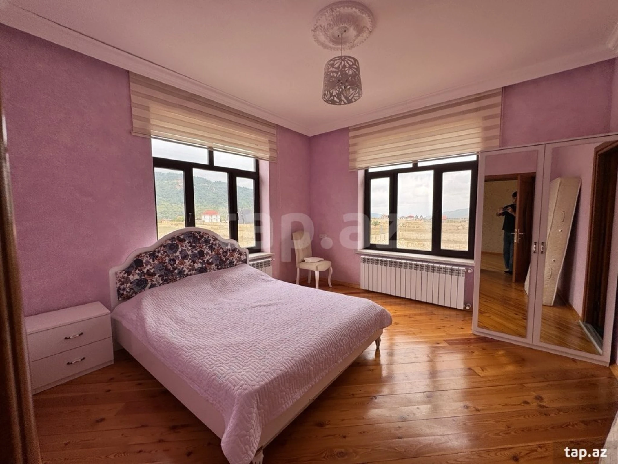 Satılır 5 otaqlı həyət evi