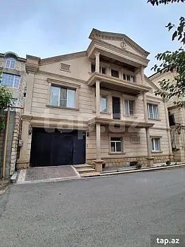 Satılır 8 otaqlı həyət evi — Bakı, M.Ə.Rəsulzadə qəs. 8 otaq