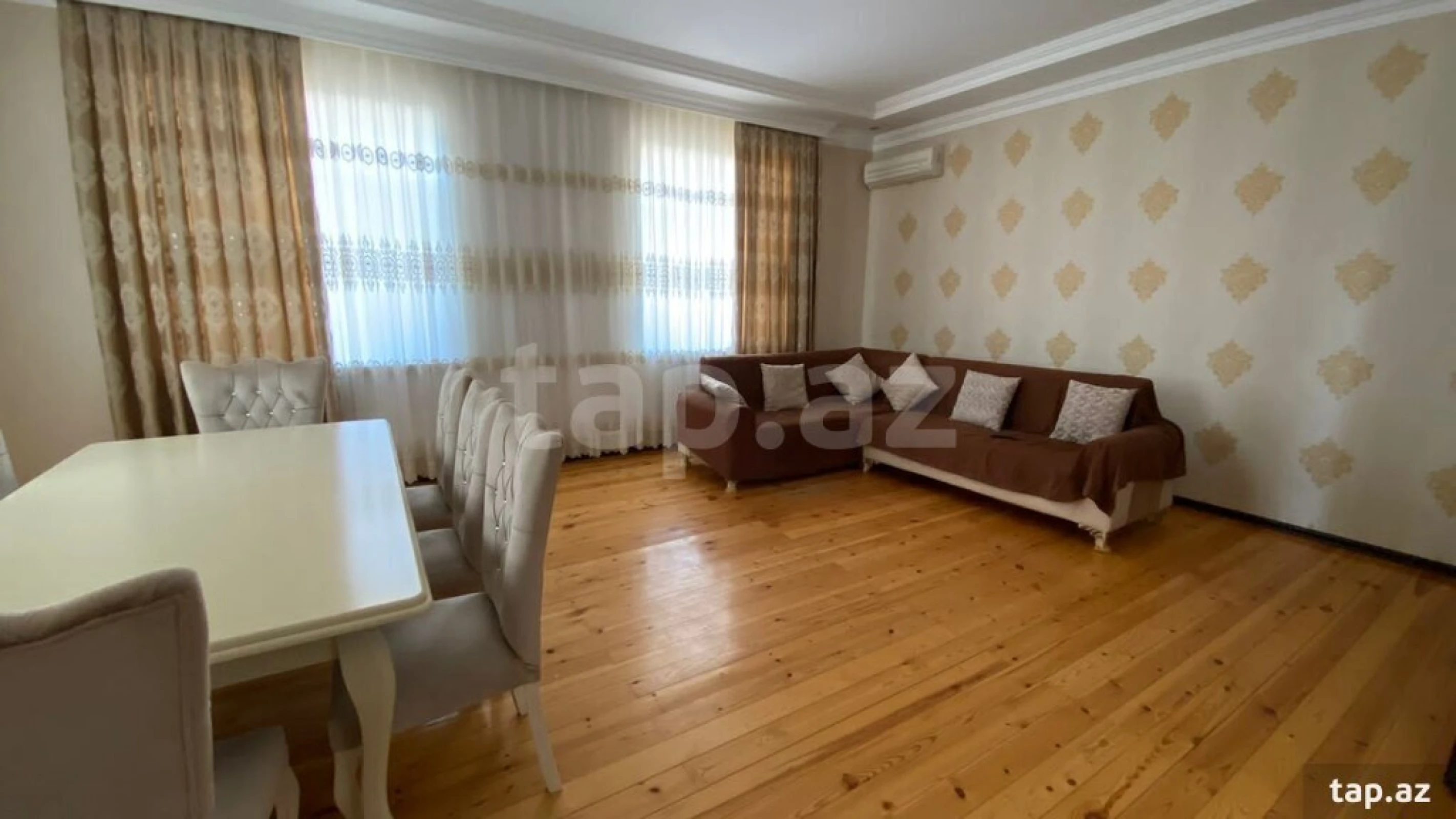 Satılır 4 otaqlı həyət evi