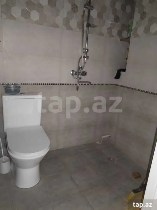 Satılır 3 otaqlı yeni tikili 65 m²
