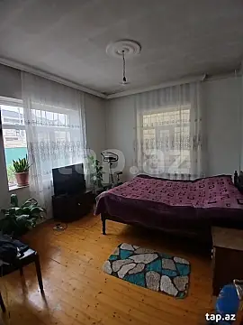 Satılır 4 otaqlı həyət evi