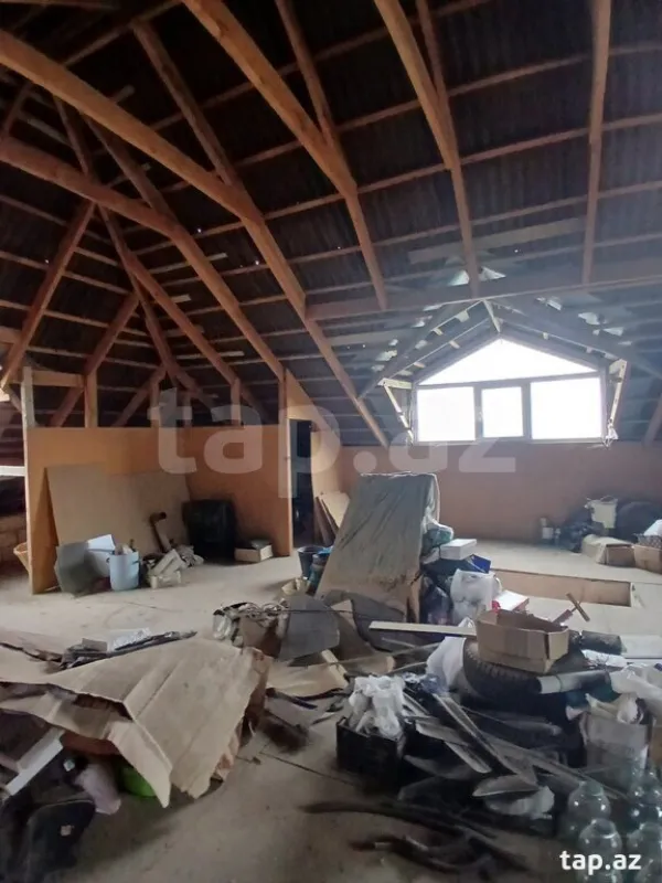 Satılır 4 otaqlı həyət evi