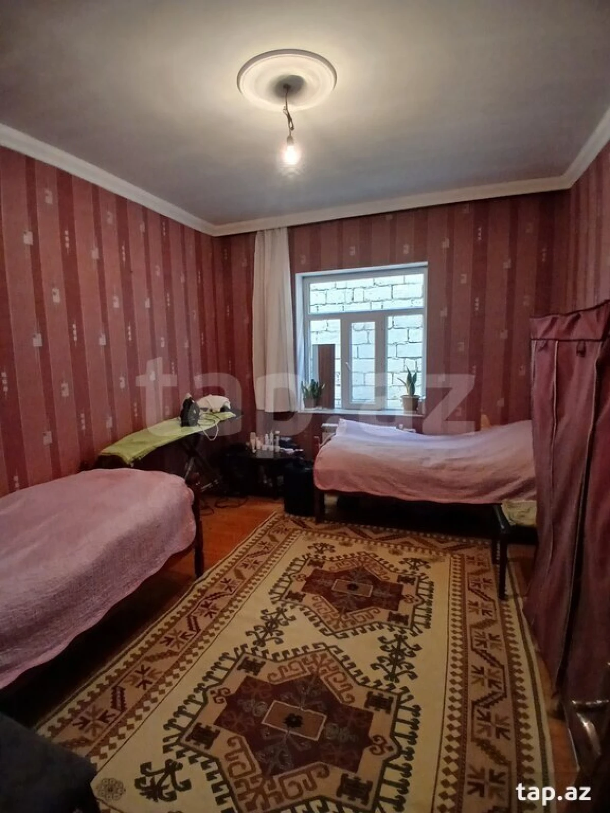 Satılır 4 otaqlı həyət evi