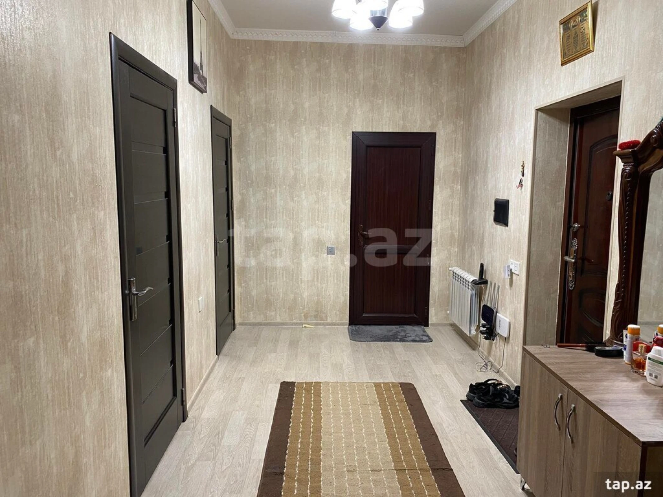 Satılır 3 otaqlı yeni tikili 95 m²
