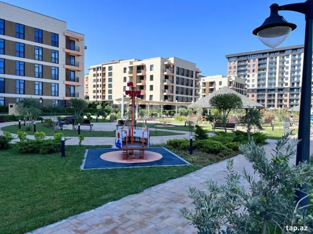 Kirayə verilir 3 otaqlı yeni tikili 93.2 m²