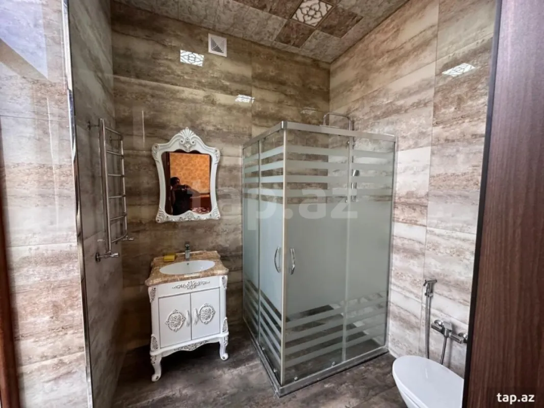 Kirayə verilir 3 otaqlı həyət evi