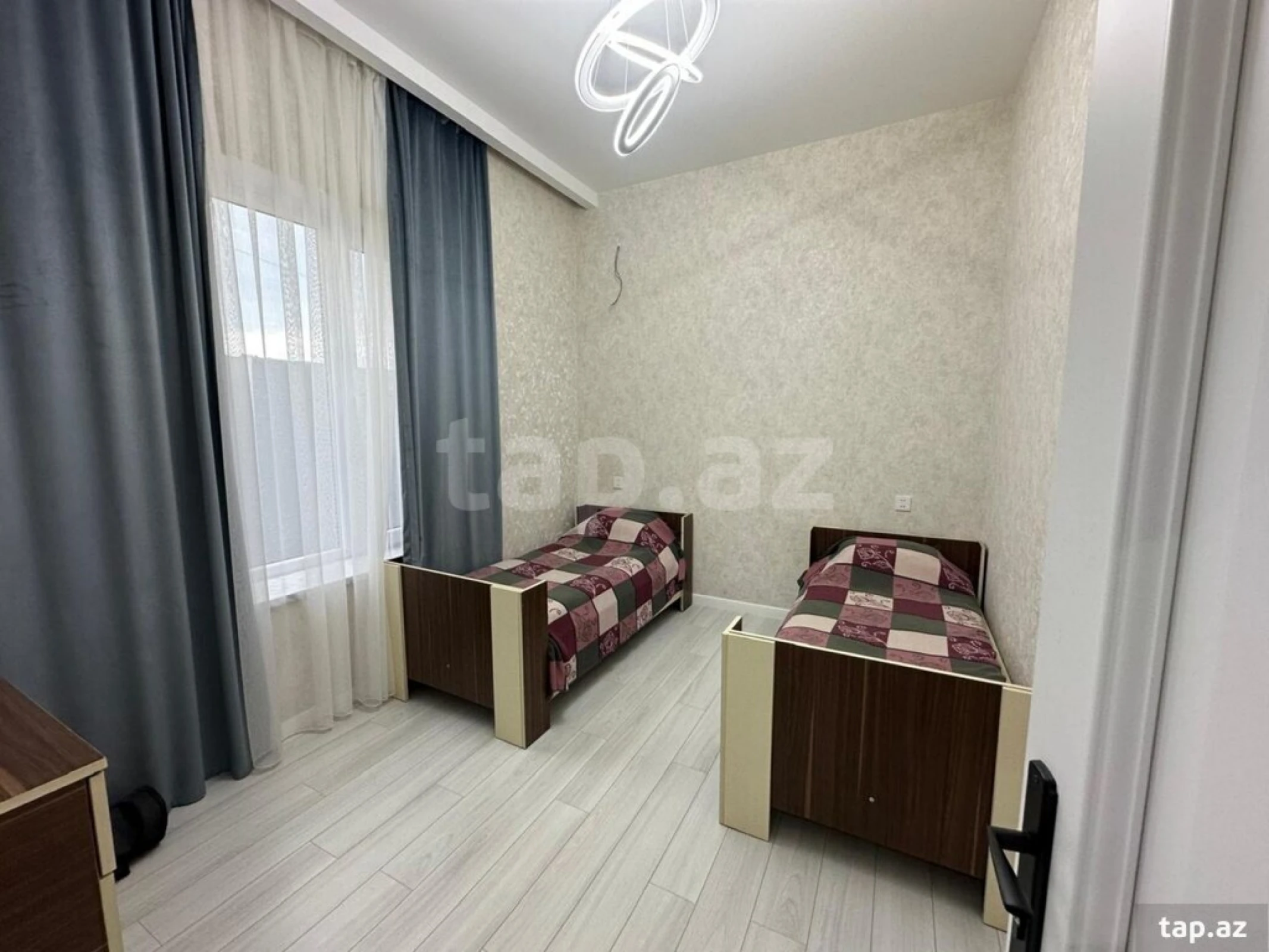 Kirayə verilir 3 otaqlı həyət evi