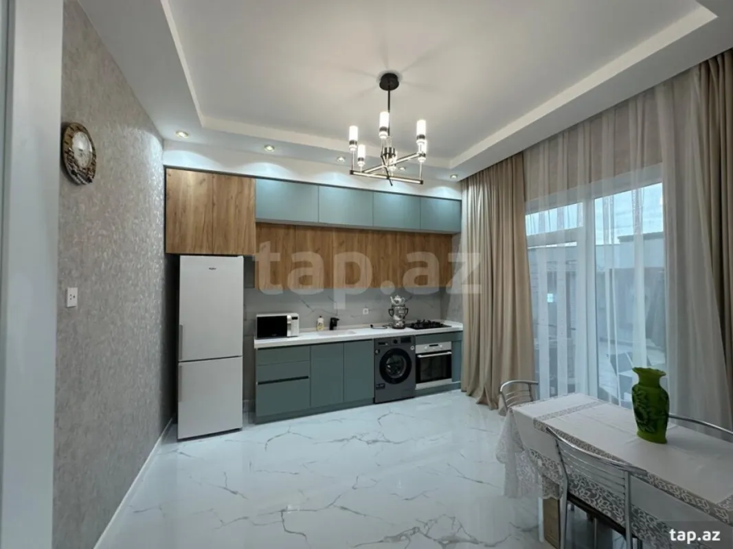 Kirayə verilir 3 otaqlı həyət evi