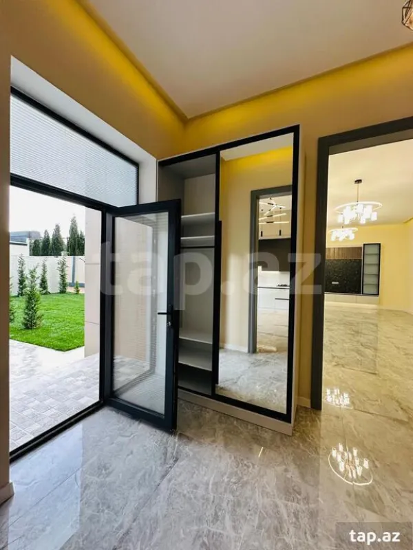 Satılır 5 otaqlı həyət evi