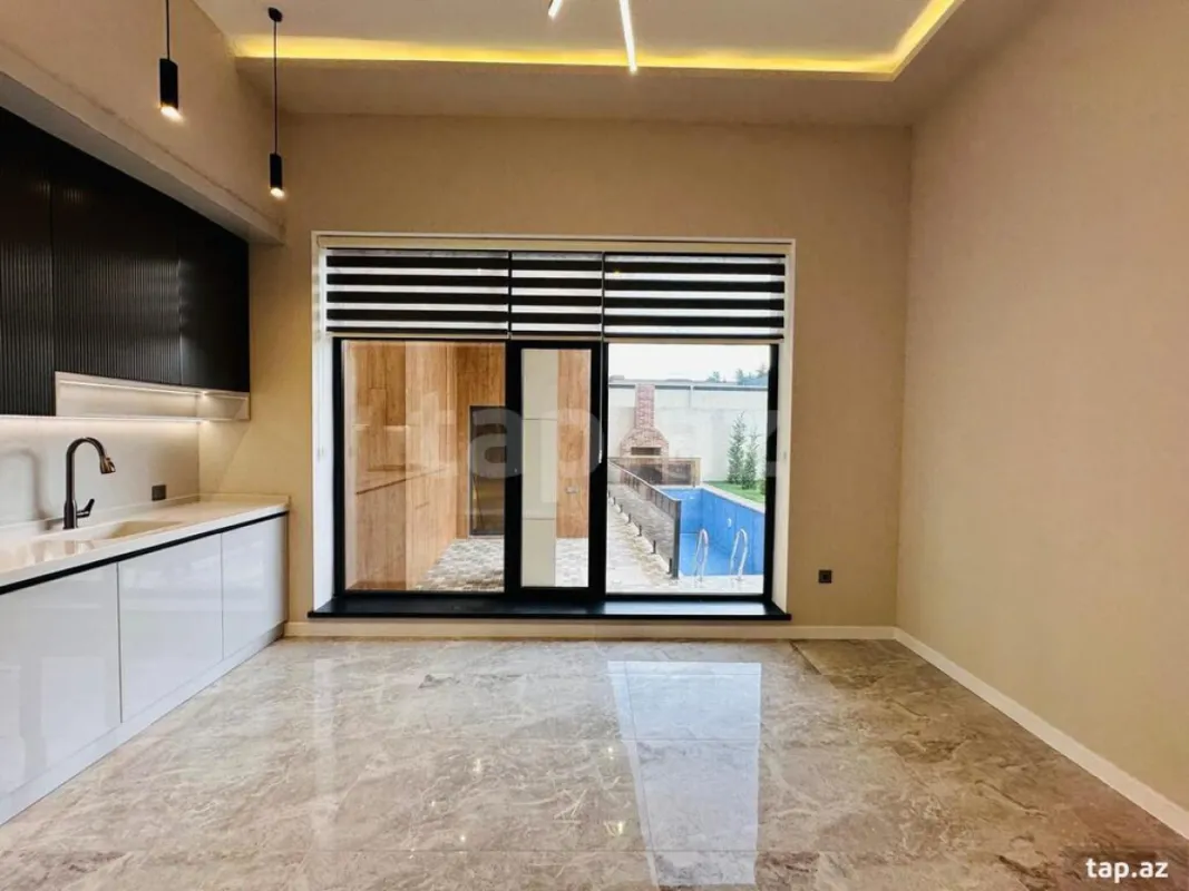 Satılır 5 otaqlı həyət evi