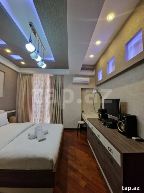 Kirayə verilir 2 otaqlı yeni tikili 100 m²