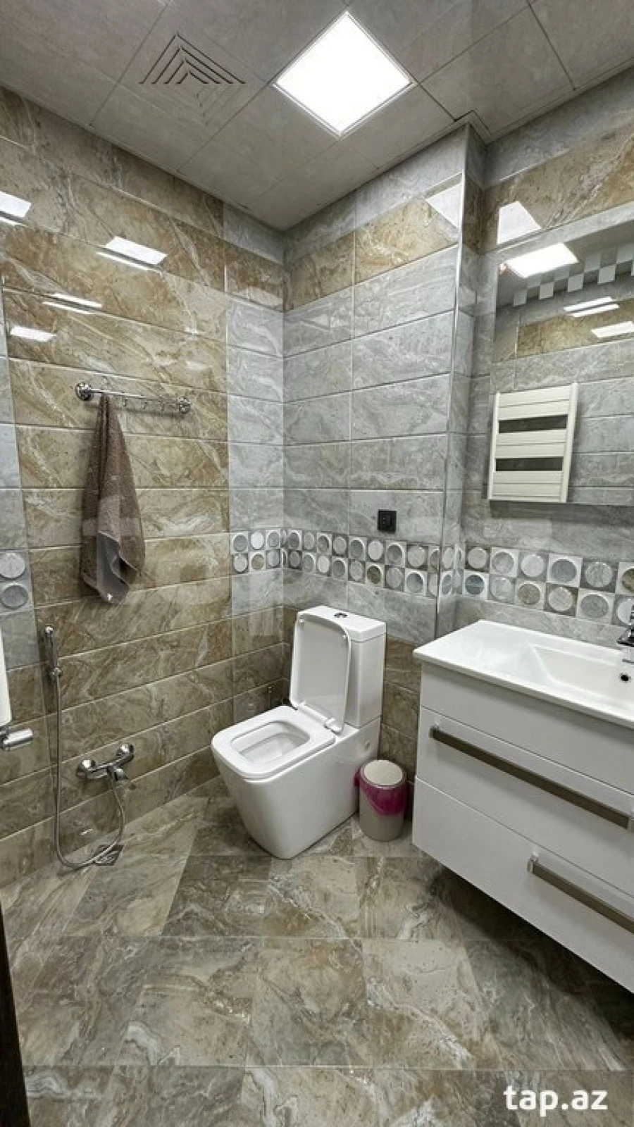 Kirayə verilir 2 otaqlı yeni tikili 100 m²