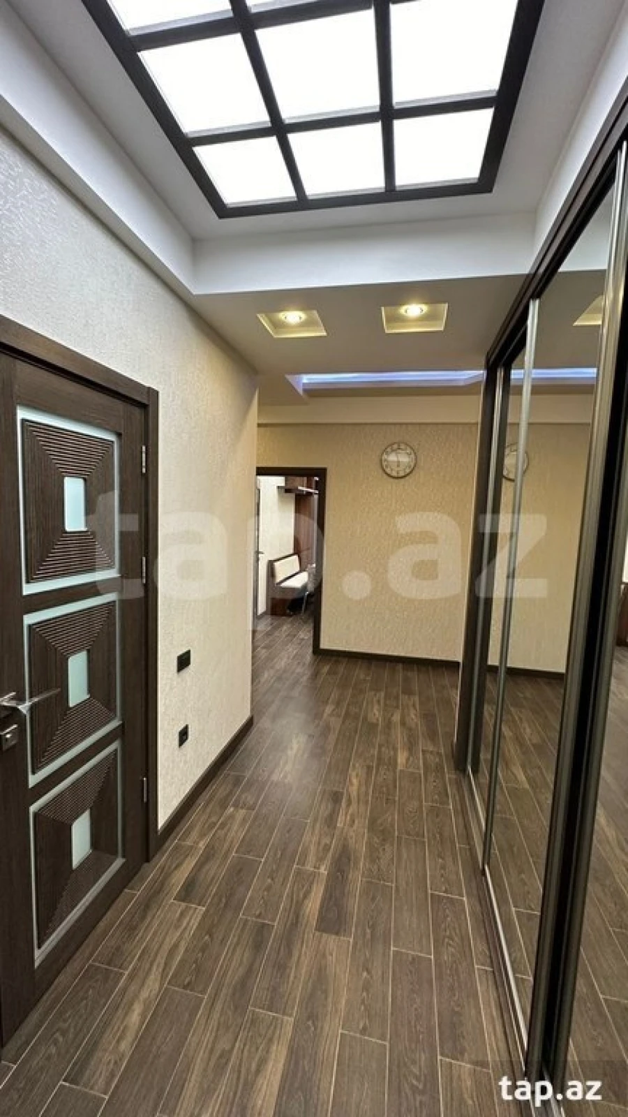 Kirayə verilir 2 otaqlı yeni tikili 100 m²