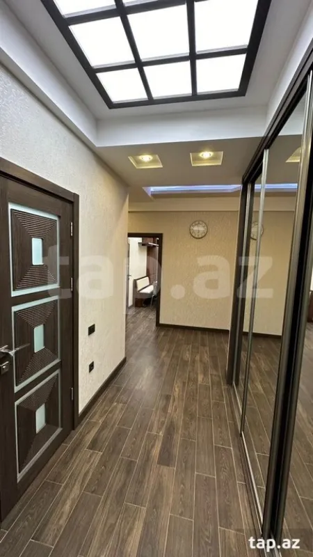 Kirayə verilir 2 otaqlı yeni tikili 100 m²