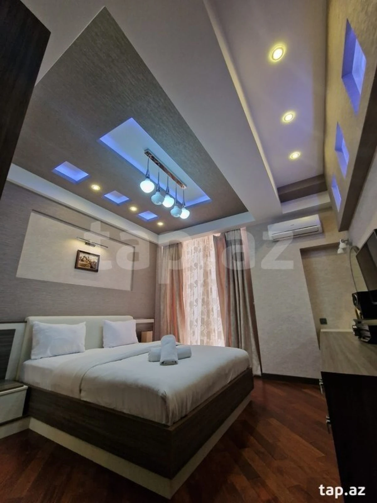 Kirayə verilir 2 otaqlı yeni tikili 100 m²