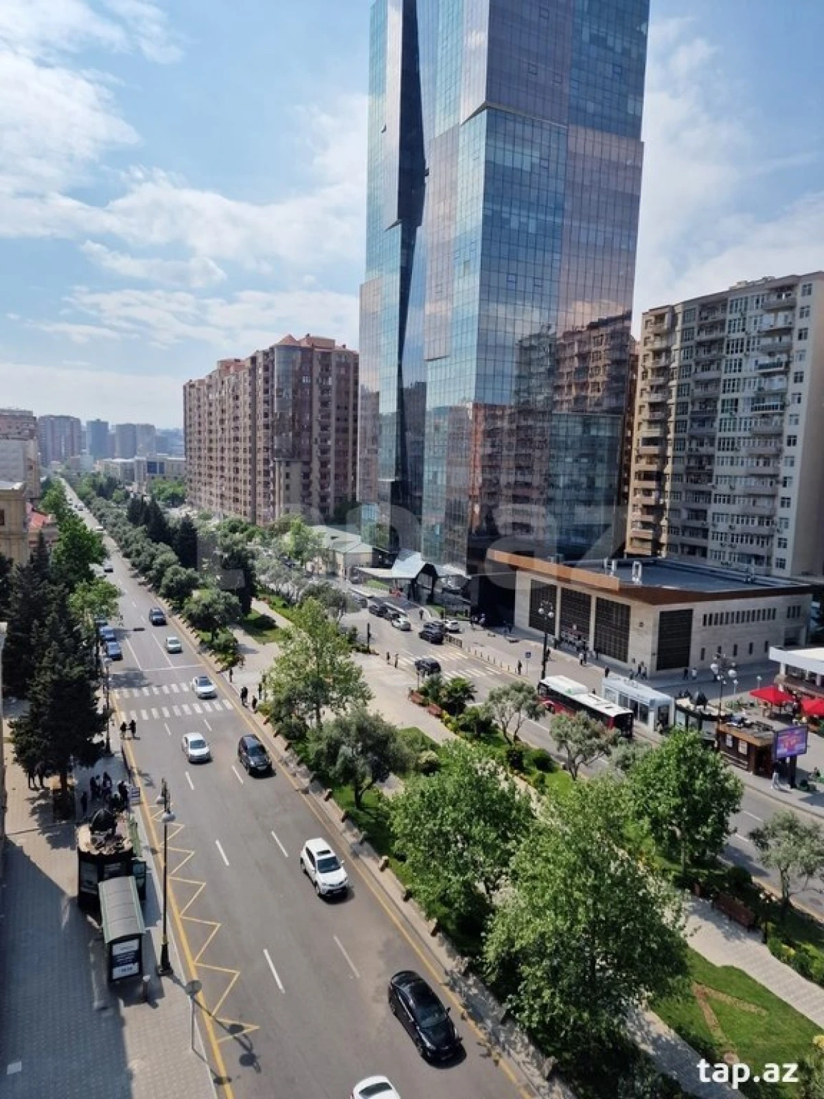 Kirayə verilir 2 otaqlı yeni tikili 100 m²