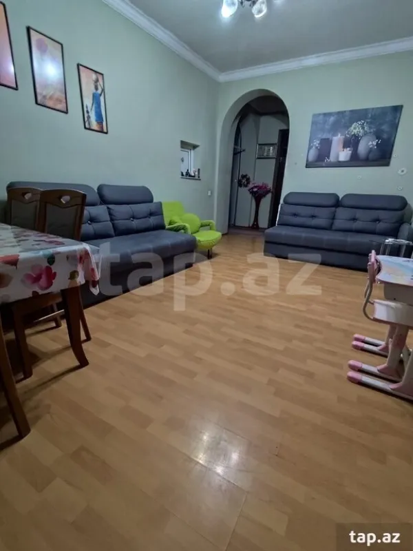 Satılır 4 otaqlı həyət evi 150 m²