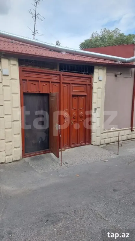 Satılır 4 otaqlı həyət evi 150 m²